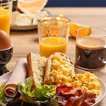 Hotel Ibis Porto Sul Europarque 2*
