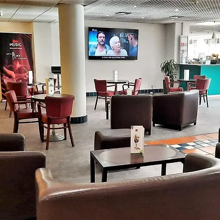 Ibis Porto Sul Europarque سانتا ماريا دا فييرا