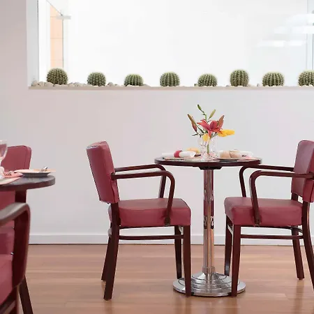 Ibis Porto Sul Europarque Hotel Santa Maria da Feira