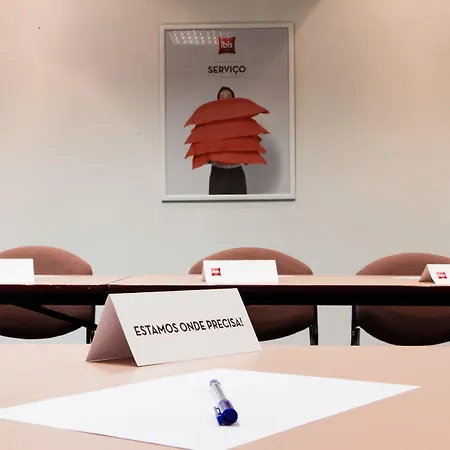 Ibis Porto Sul Europarque 2* Santa Maria da Feira