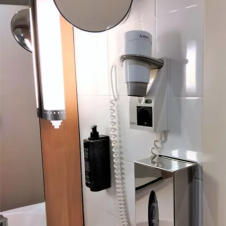 Ibis Porto Sul Europarque Hotel 2*