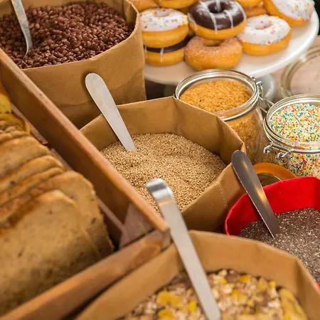 Hotel Ibis Porto Sul Europarque 2*