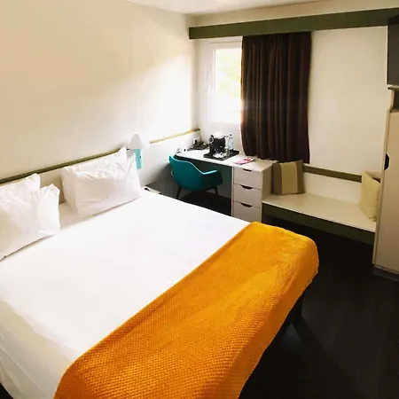 Ibis Porto Sul Europarque 2*