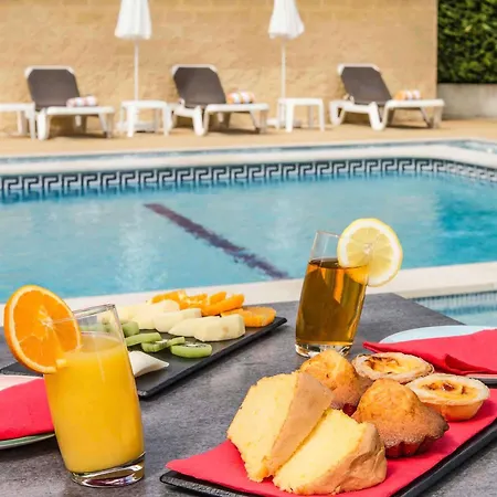 Hotel Ibis Porto Sul Europarque 2*