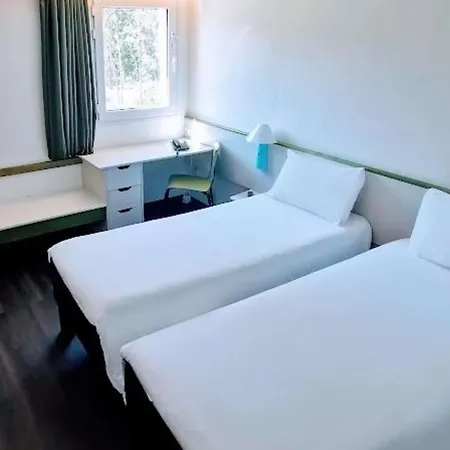 Ibis Porto Sul Europarque Hotel 2*