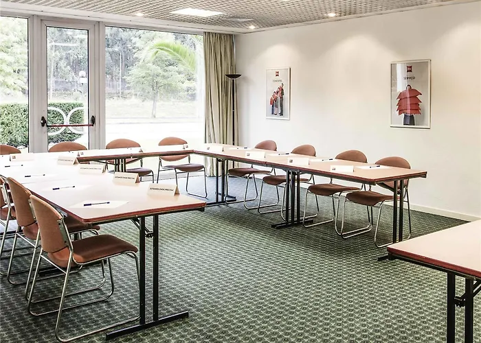 Отель Ibis Porto Sul Europarque 2*